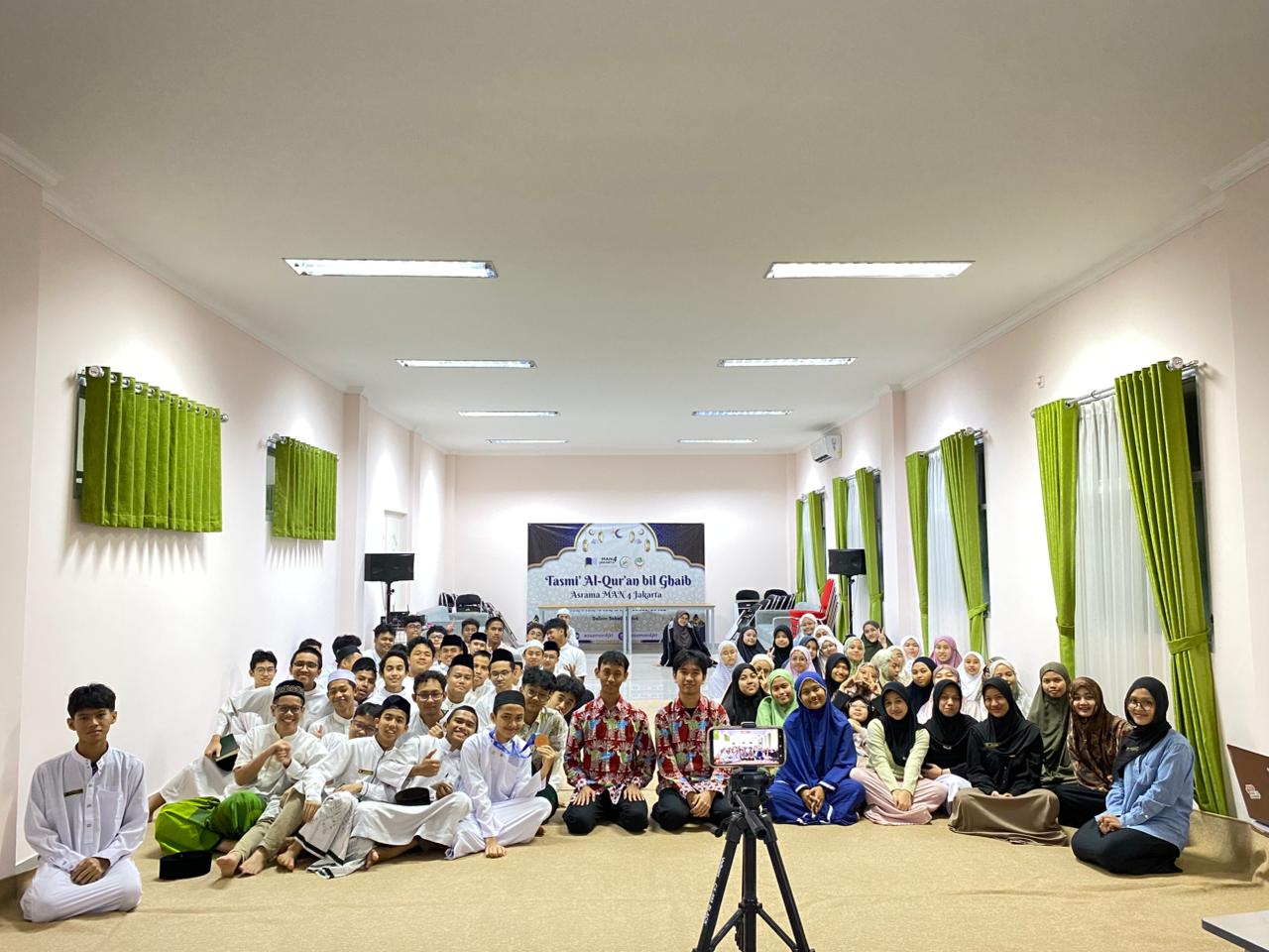 FORKANTRI: Berproses untuk Bersinar, Cerita Santri di Balik Olimpiade Sains