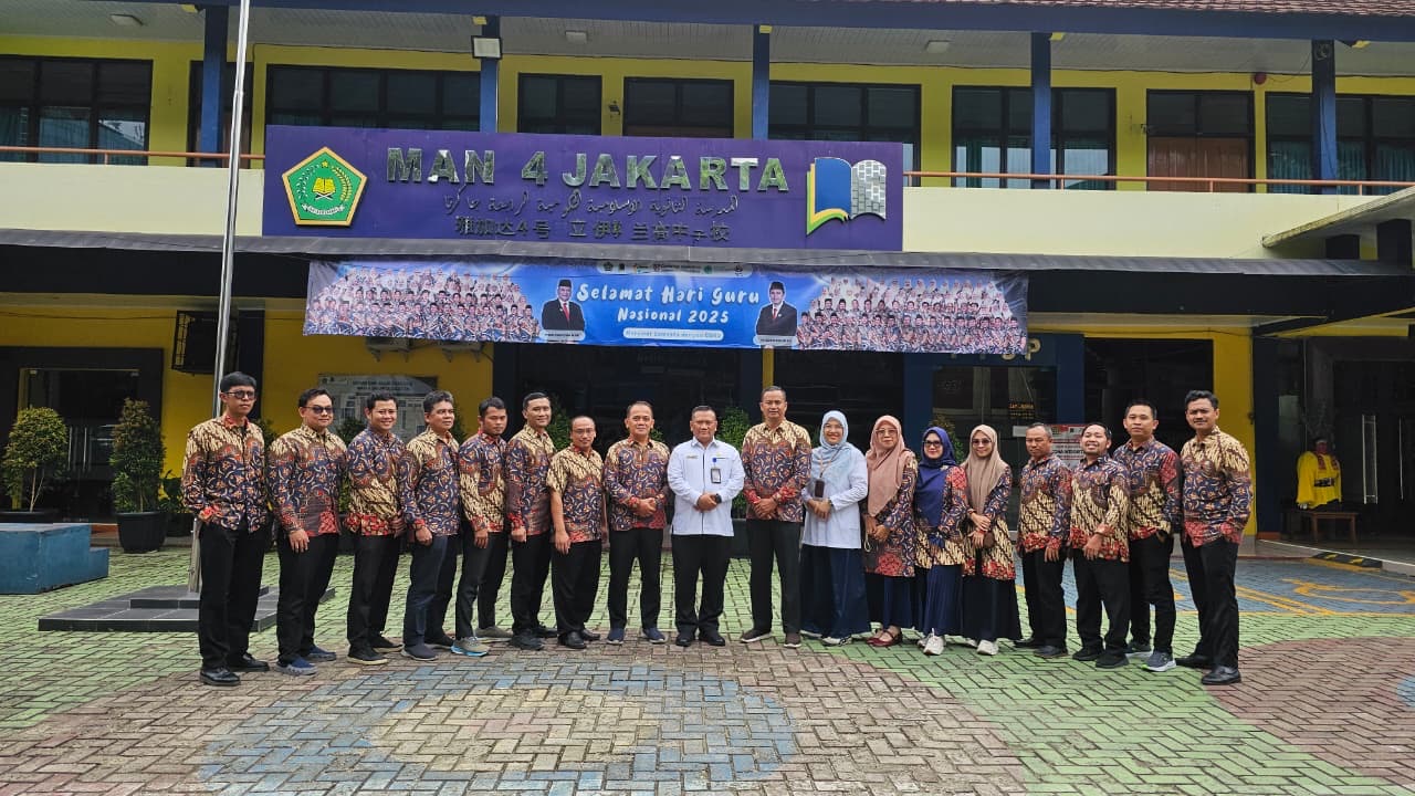 MAN 4 Jakarta Selatan Terima Kunjungan Studi Tiru dari MAN 1 Sukabumi